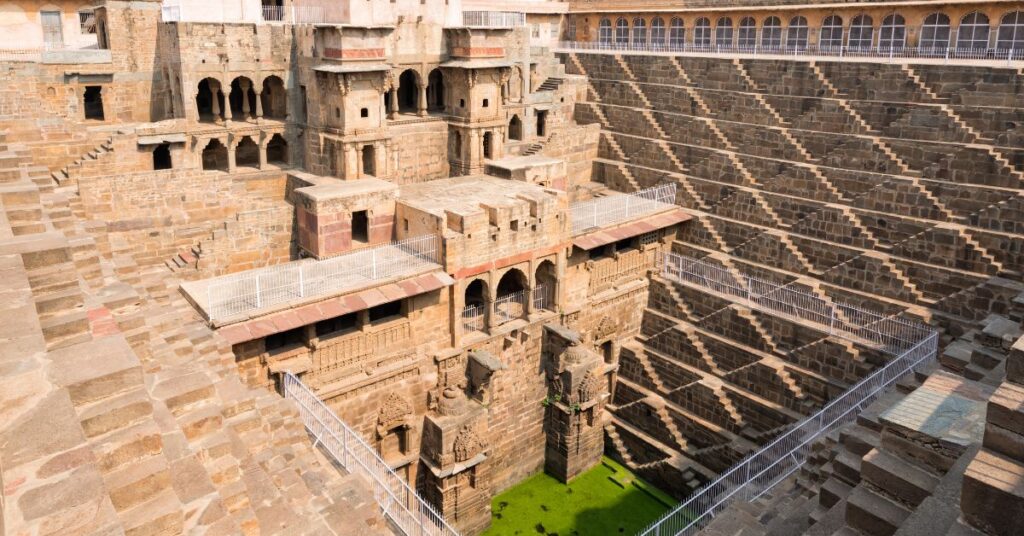 Adalaj Stepwell intricate architecture near Ahmedabad | Taxi Service in Ahmedabad
