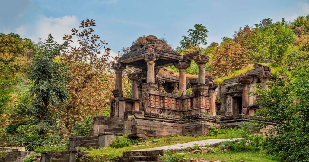 Polo Forest ancient ruins and greenery near Ahmedabad | Taxi Service in Ahmedabad